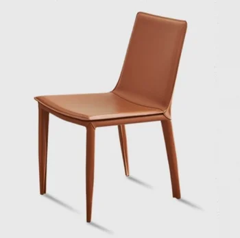 Svetlo luxusný krém, jedálenský stôl a stoličky, taliansky štýl stôl a stoličky, moderný minimalistický operadla, kožené sedlo stolice
