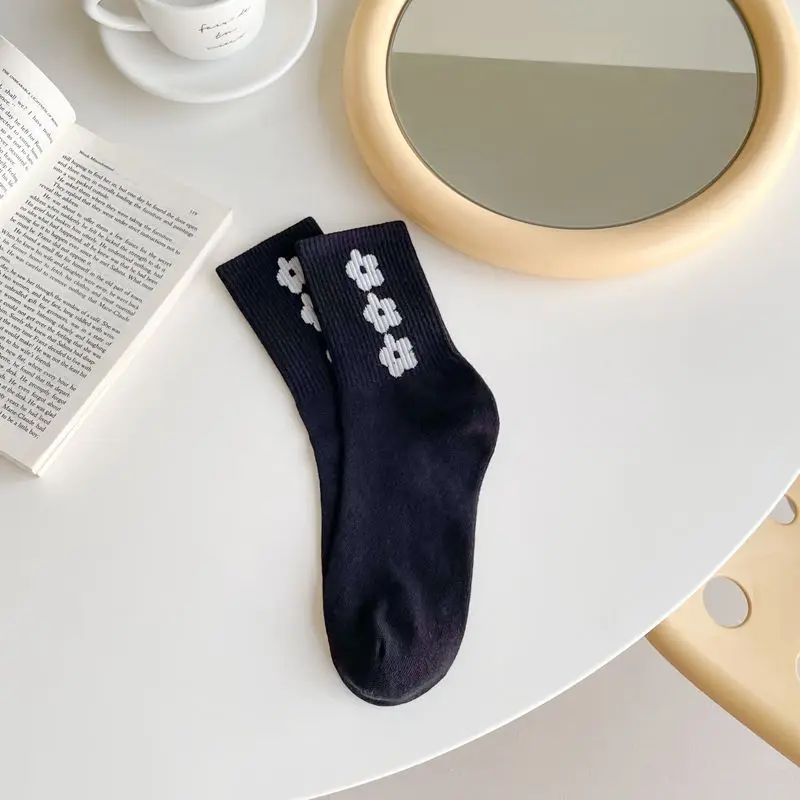 Veľkoobchod Najnovšie kórejský Hyun Ya Feng Malé Kvetinové Stredné Trubice Ponožky, Doplnky, Módne pánske a dámske Pár Ponožky Manufactur - 5